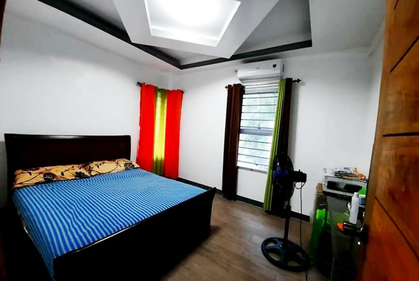Modern-Single-Detached-House-and-Lot-for-Sale-in-Taytay-Rizal-Bedroom
