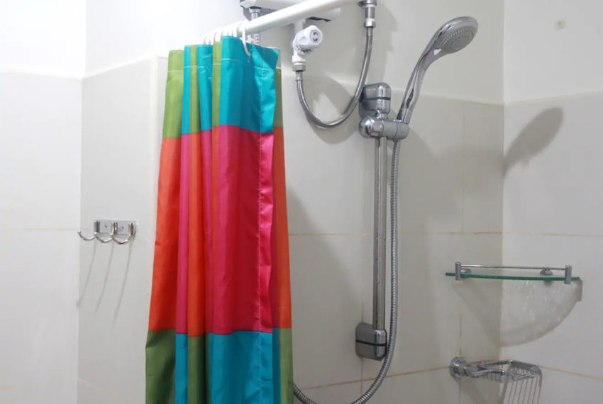 Wind-Residences-Tagaytay-For-Rent-Toilet-and-Bath-2