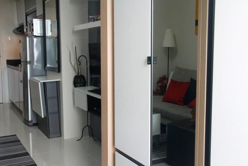 Closet - Wind Residences Tagaytay