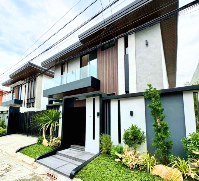 BF Paranaque House for Sale - Frontage