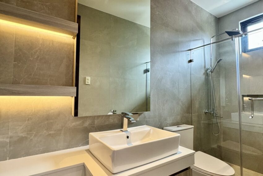 BF Paranaque House for Sale - Toilet and Bath